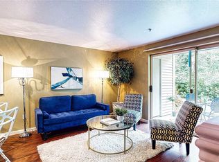 23301 Cedar Way #U102, Mountlake Terrace, WA