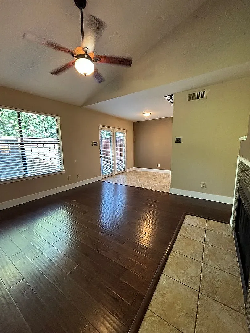 3 bed, 1155 sqft, $1,750 — Photo 3