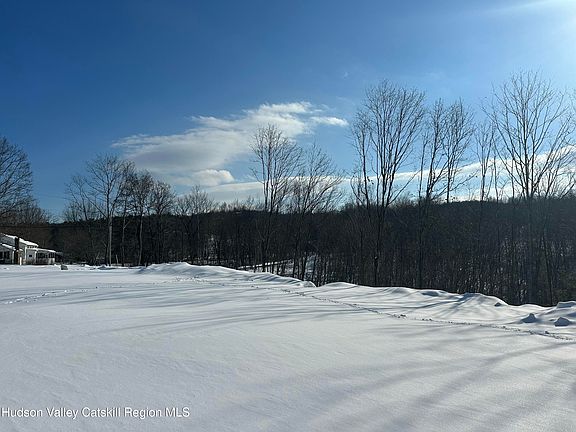 2nd image of 64 Palmer Road