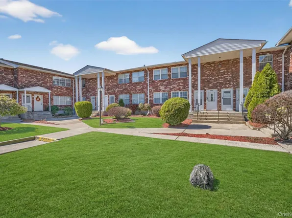 276 Temple Hill Road #2414, New Windsor, NY 12553