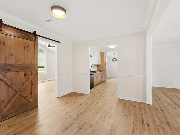 631 Spring Branch Rd — Photo 6