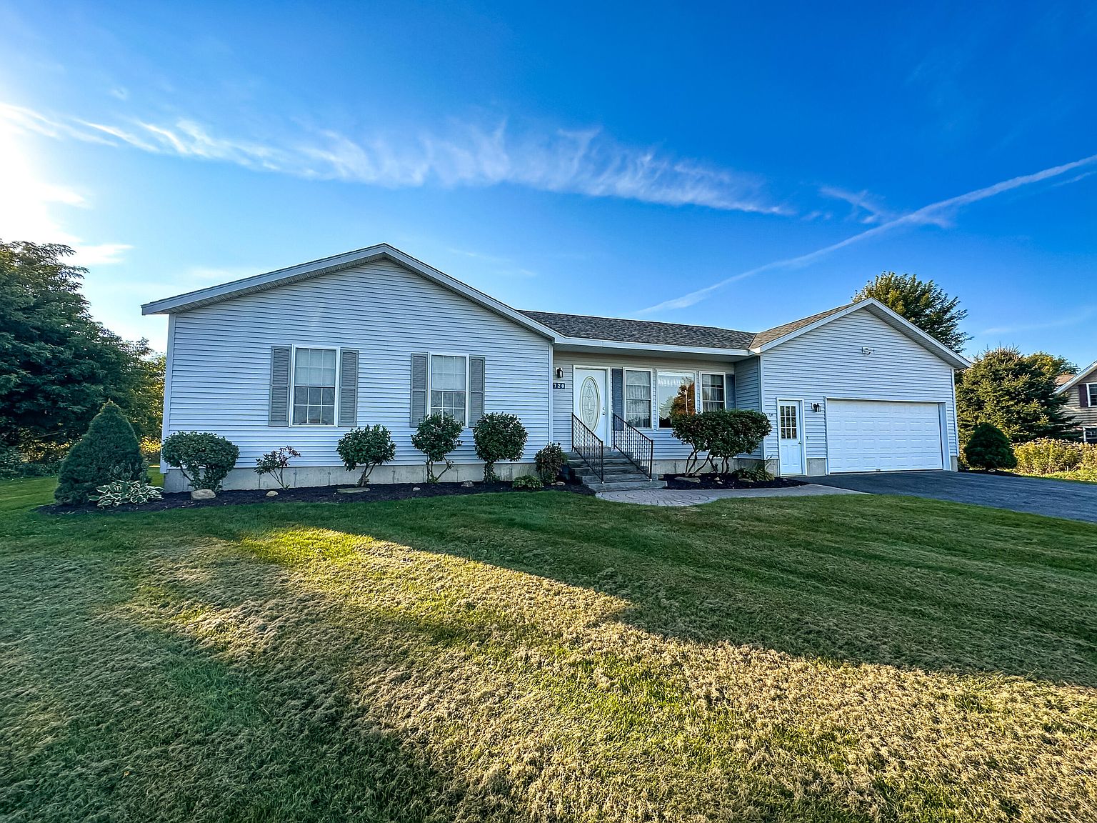 720 Cumberland Head Rd, Plattsburgh, NY 12901 Zillow