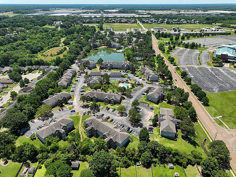Southaven Pointe Apartments — Photo 28