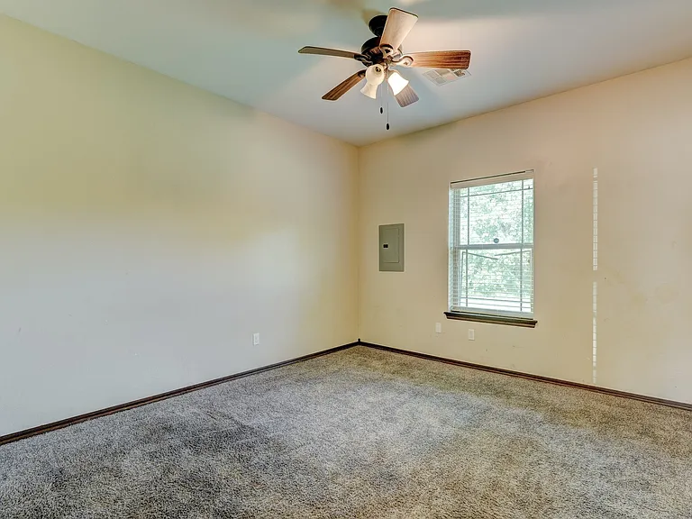 2220 W Utah Ave — Photo 30