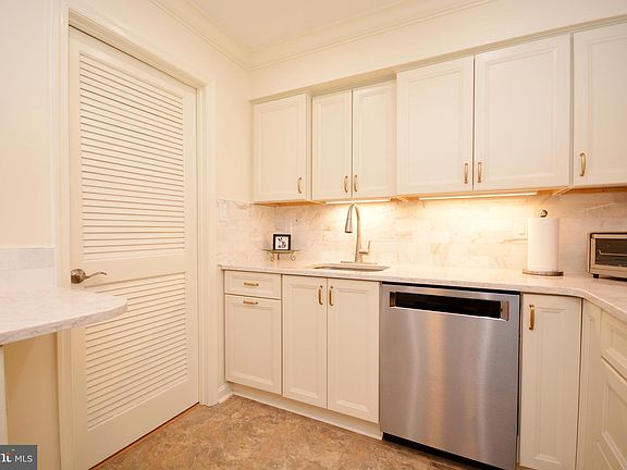4th image of 803 Coxswain Way Unit 109