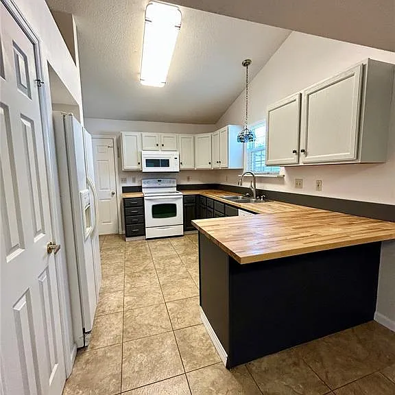 621 Jaime Lynn Ct — Photo 8