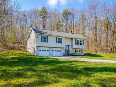 2044 Eight Rod Road, Sidney, ME, 04330