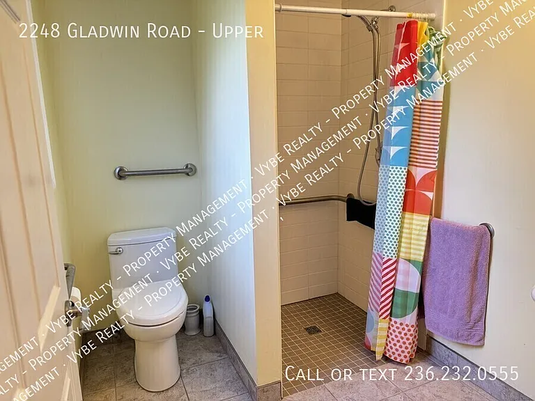 2248 Gladwin Rd #UPPER — Photo 12