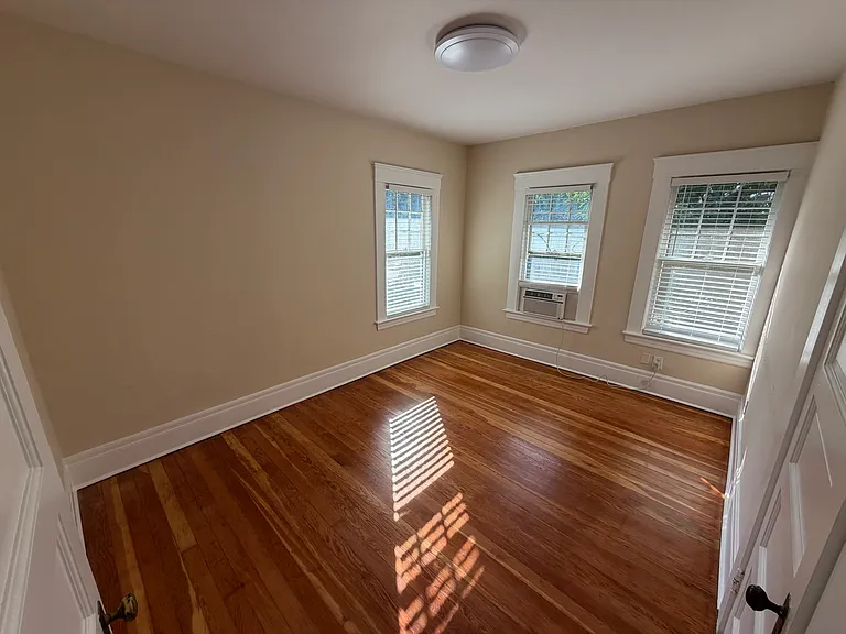 101 W Fern Ave — Photo 6