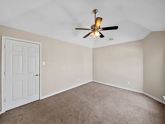 4th image of 15195 Shellwood Ln