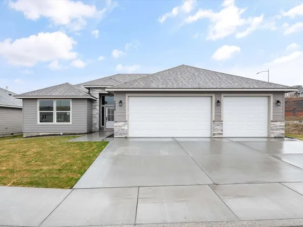 7208 W 28th Ave, Kennewick, WA 99338