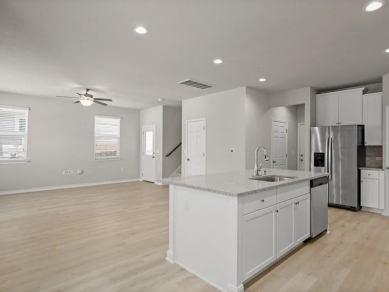 11804 Clayton Creek Ave — Photo 8