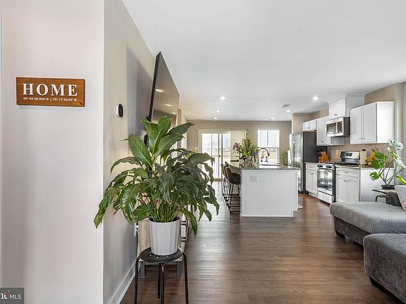 5th image of 25046 Aspen Cir