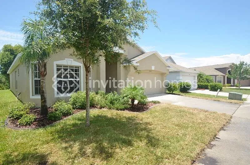 12608 Kings Lake Dr