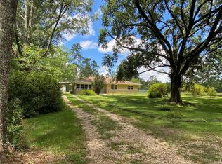 25 Jones Rd, Pine Grove, LA 70453