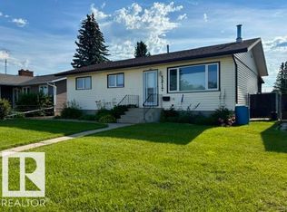 5817 52nd St, Vegreville, AB T9C 1J2