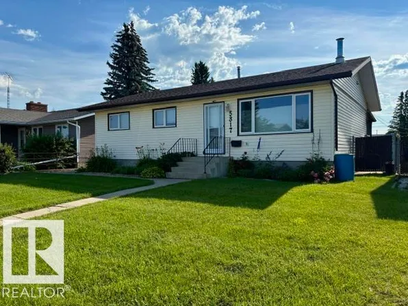 5817 52nd St, Vegreville, AB T9C 1J2