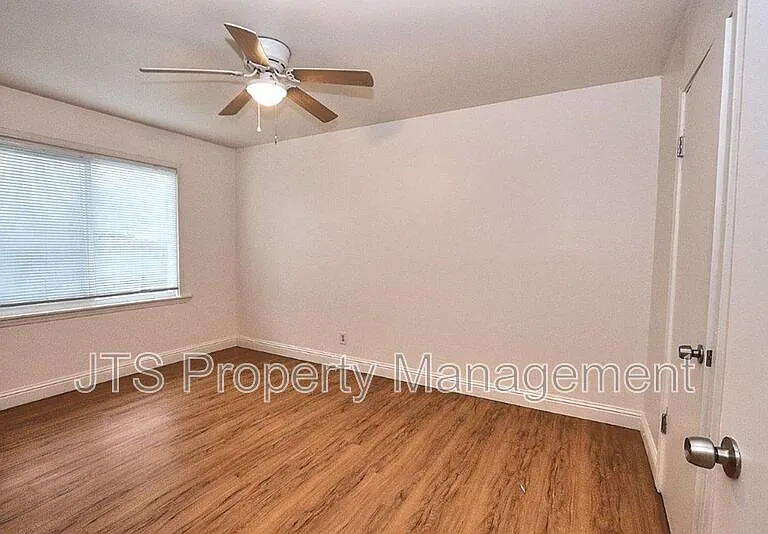 5302 Gordon Dr — Photo 39
