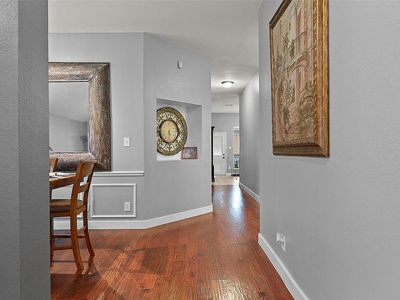 4th image of 1602 Autumn Glen Ct