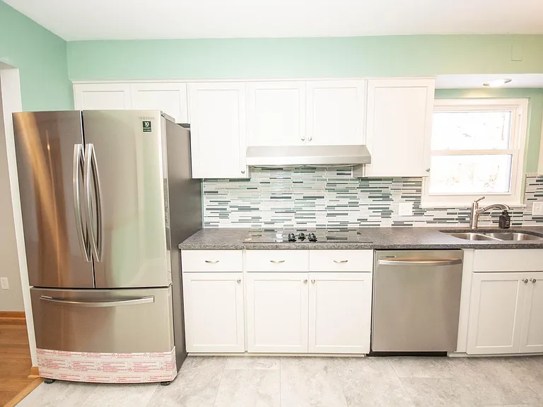 4371 Kendale Ct — Photo 11