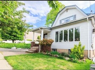 108 Strong St, Wallington, NJ 07057