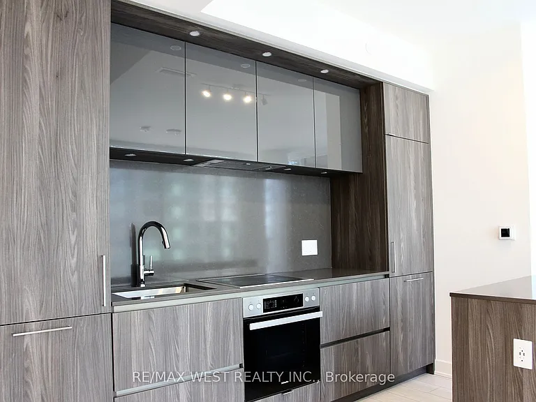 15 Mercer St #2504 — Photo 7