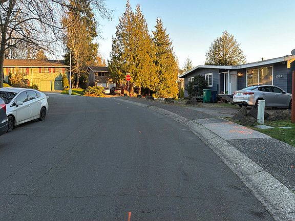 5th image of 13305 115th Ave NE