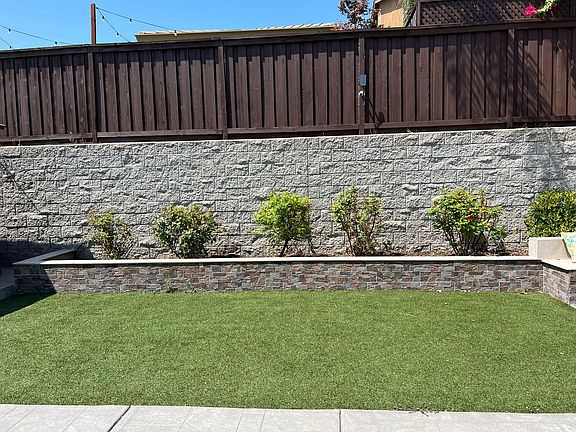 4th image of 6396 Sporran Ct