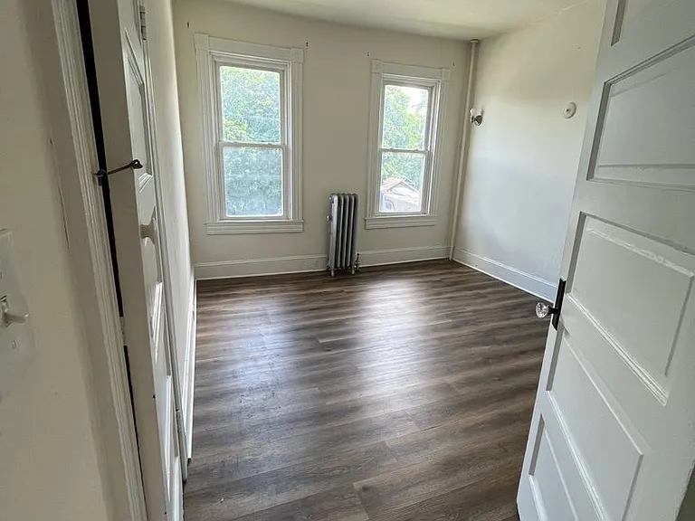 57 Burke Avenue — Photo 7