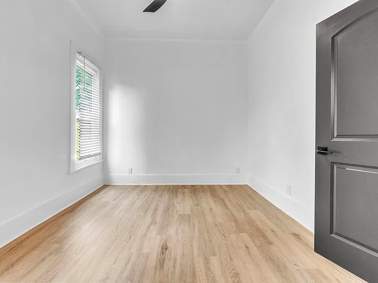 1721 Nelson Ave — Photo 15