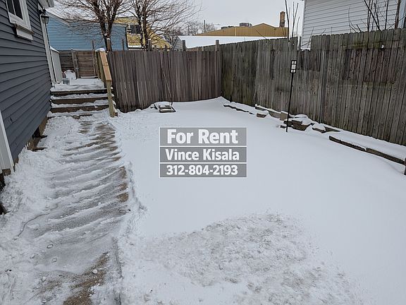 5th image of 1910 Washington St #1