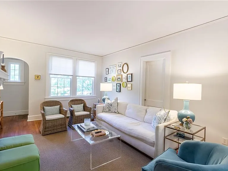 1001 Amsterdam Ave NE — Photo 5