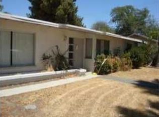 1942 E Oakland Ave, Hemet, CA 92544