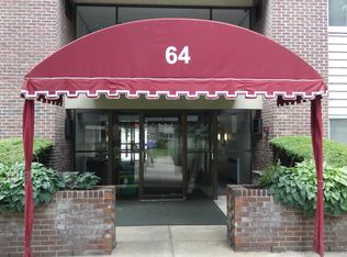 64 Main St APT 52B, Stoneham, MA 02180