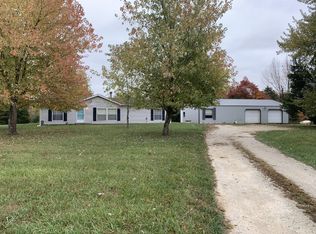 21208 Meadow Ln, Sunman, IN 47041