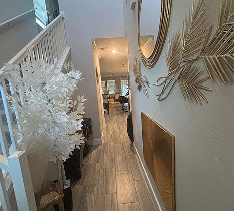 Entrance/ Foyer
