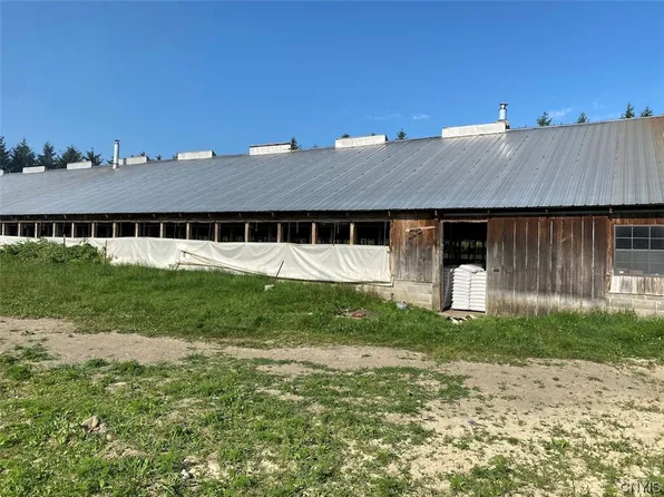8761 County Road 15, Fillmore, NY 14735