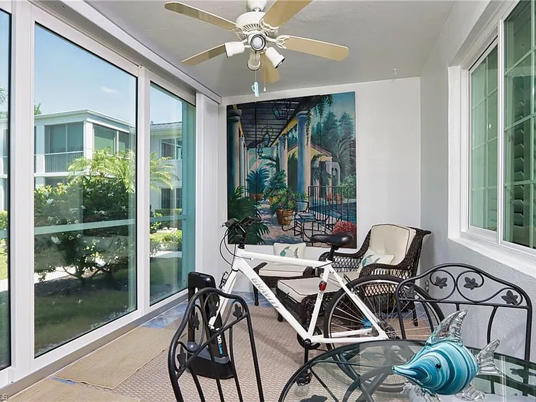 4200 Belair Ln #114 — Photo 16