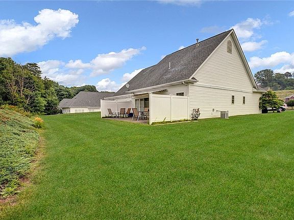 4th image of 114 Patton Dr