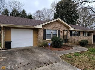 3077 Bobolink Dr, Rex, GA 30273