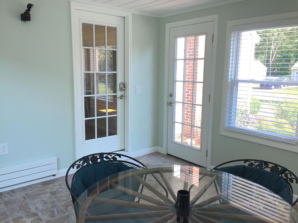 39 Thomas Leighton Blvd, Cumberland, RI 02864 Zillow