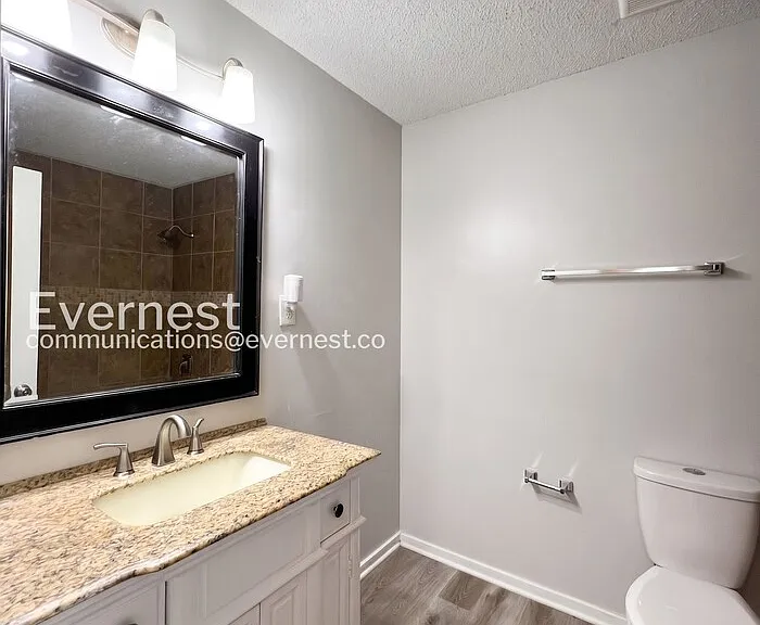 3743 Oak Lake Ln — Photo 18