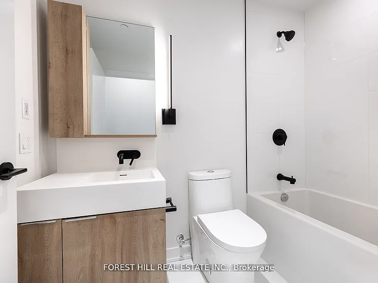 117 Broadway Ave #1302 — Photo 5