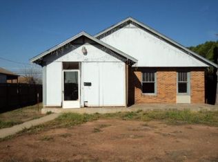 805 N Hudson St, Altus, OK 73521