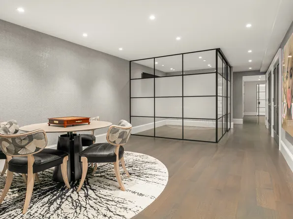 34 East 62nd Street image 27 of 30