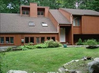 134 Wright Rd, Collinsville, CT 06019