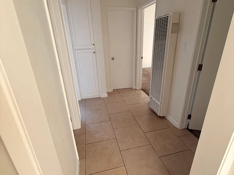 614 N 3rd St #D — Photo 6