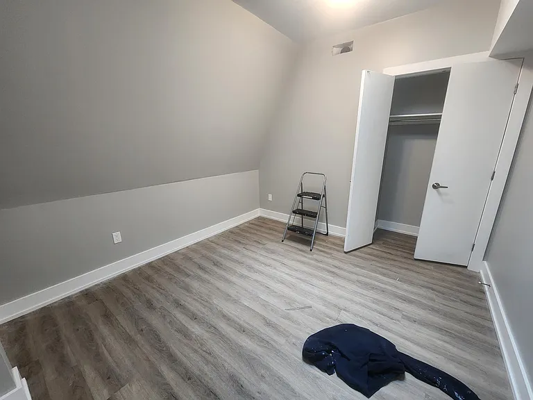444 Cambridge St S — Photo 14