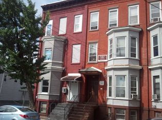 30 1/2 Astor St, Newark, NJ 07102