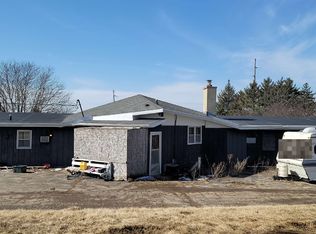 2581 Prairie Ridge Rd, Verona, WI 53593